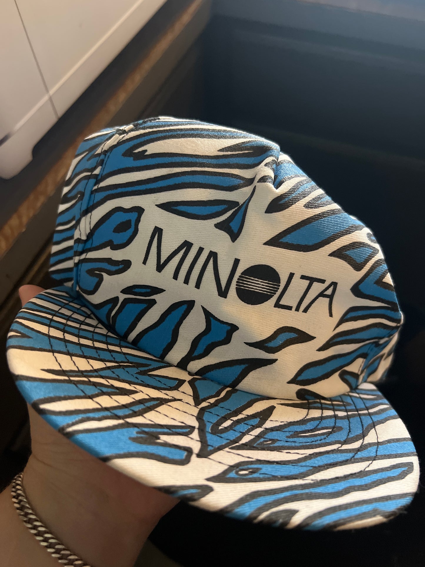 Minolta vintage hat