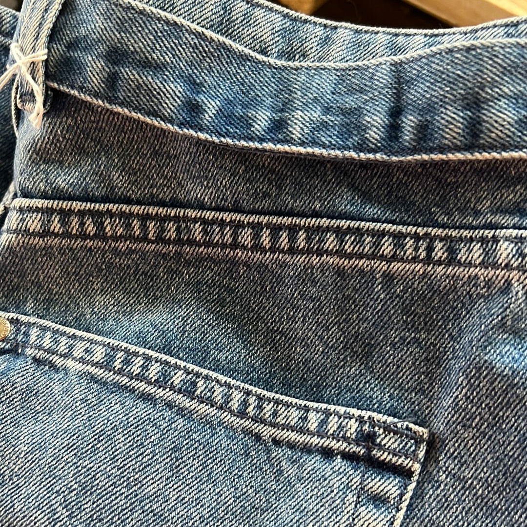 &denim jeans with denim belt