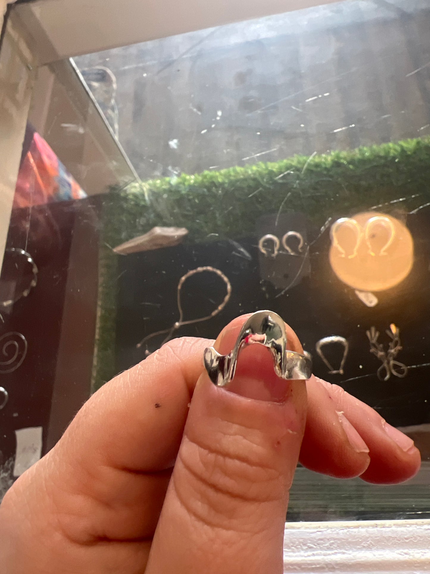 Vintage horse pin grey