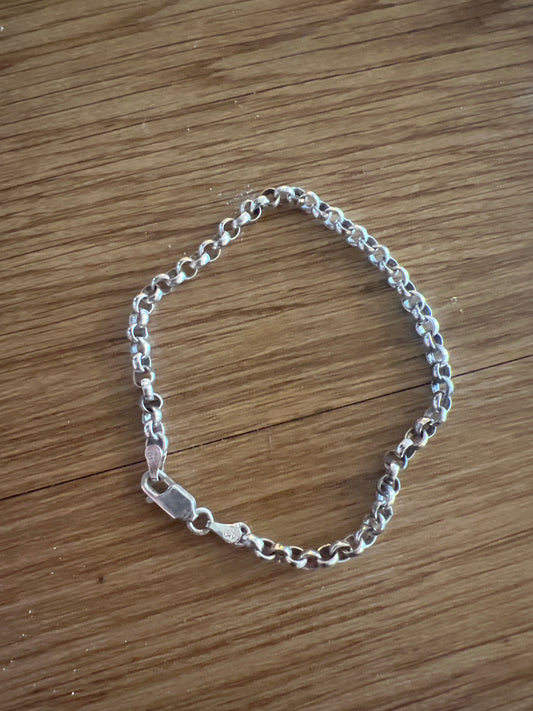 Sterling silver circle link bracelet .925